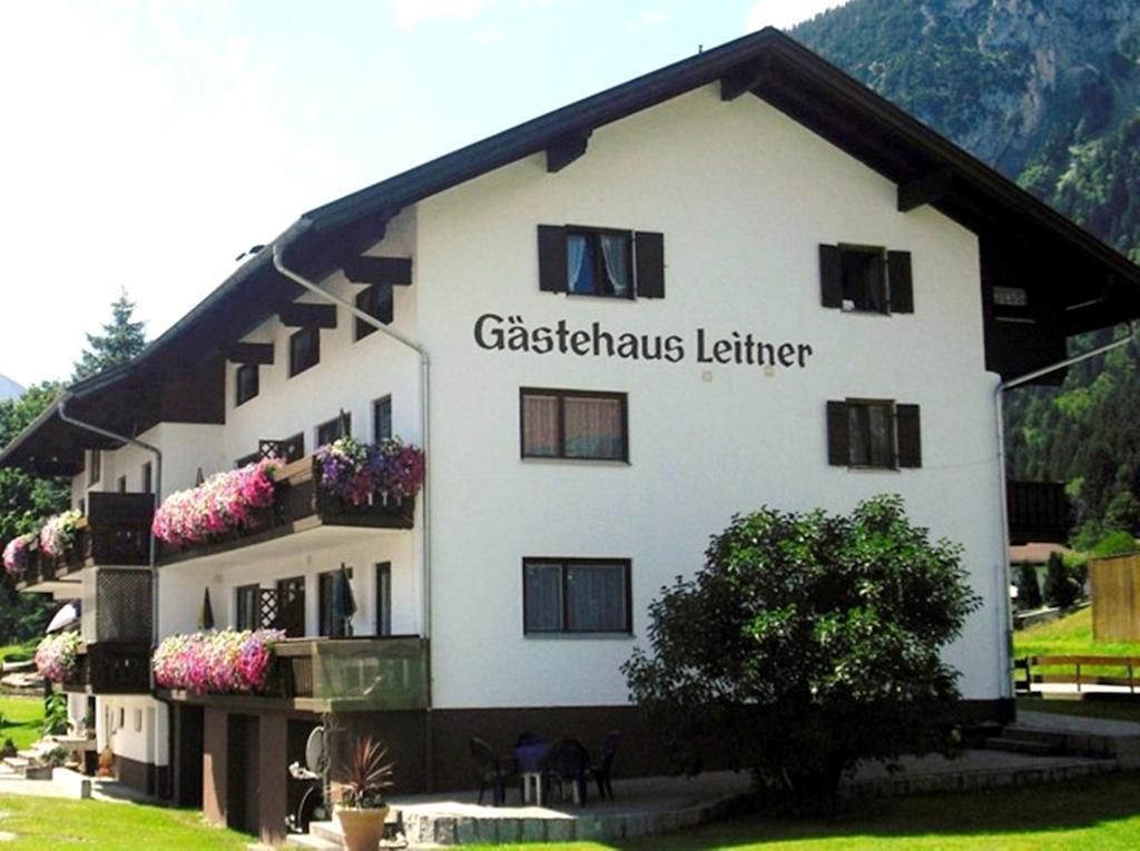 Pension Leitner Höfen エクステリア 写真